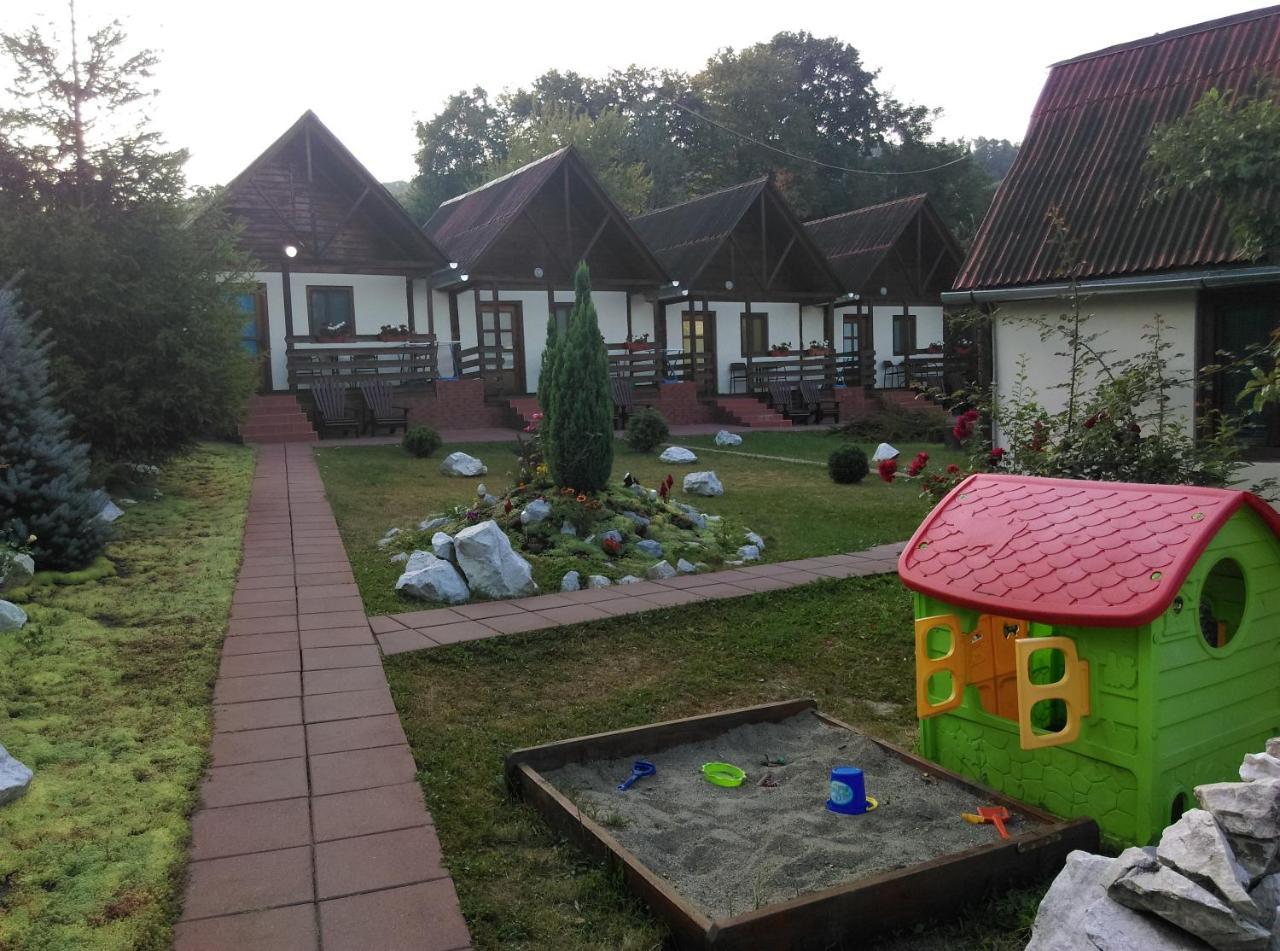 Vila Paula & Spa Sovata Extérieur photo